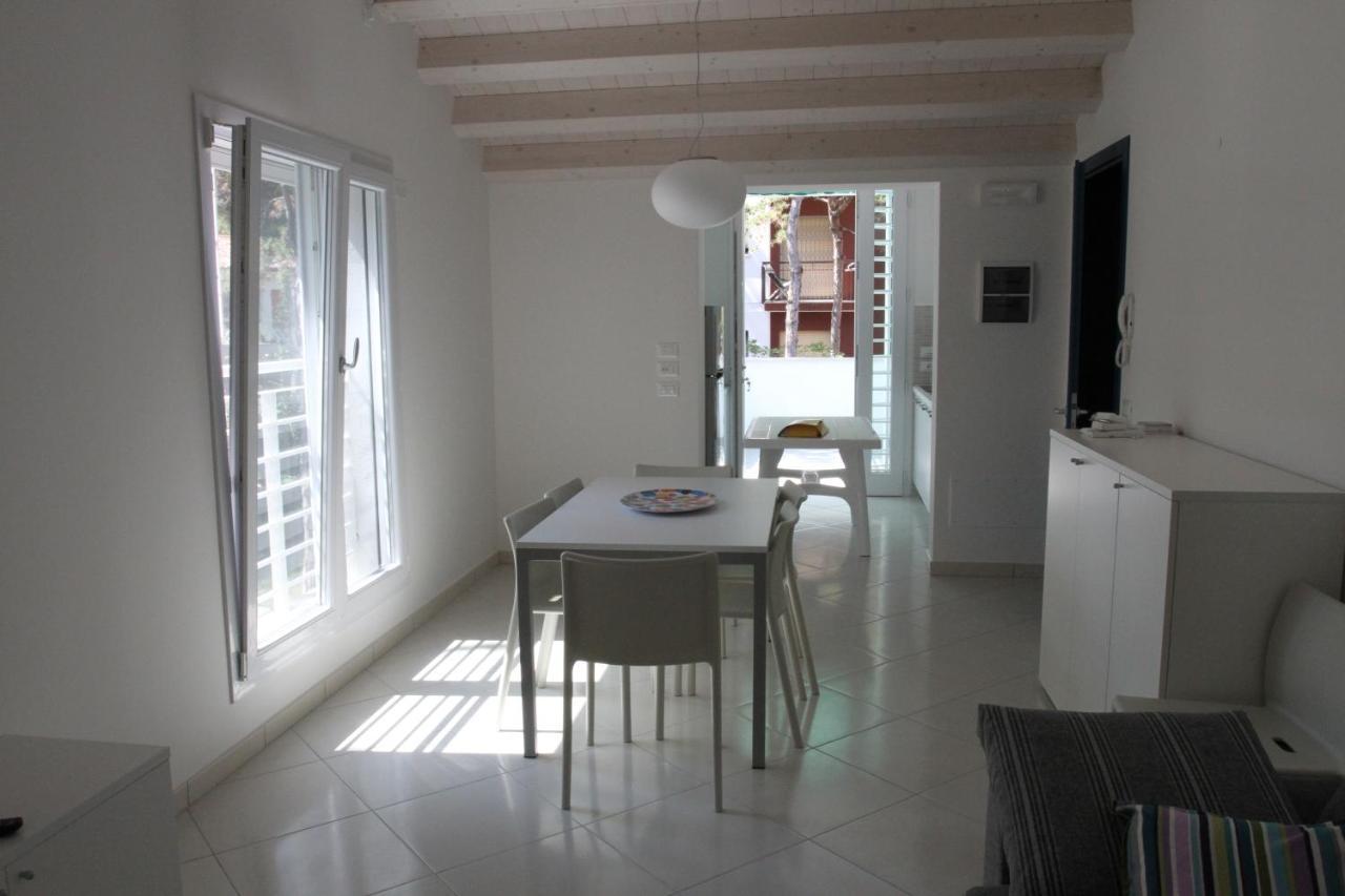Ba - Carla Apartments - Modern Apartments - Lignano Sabbiadoro Bagian luar foto